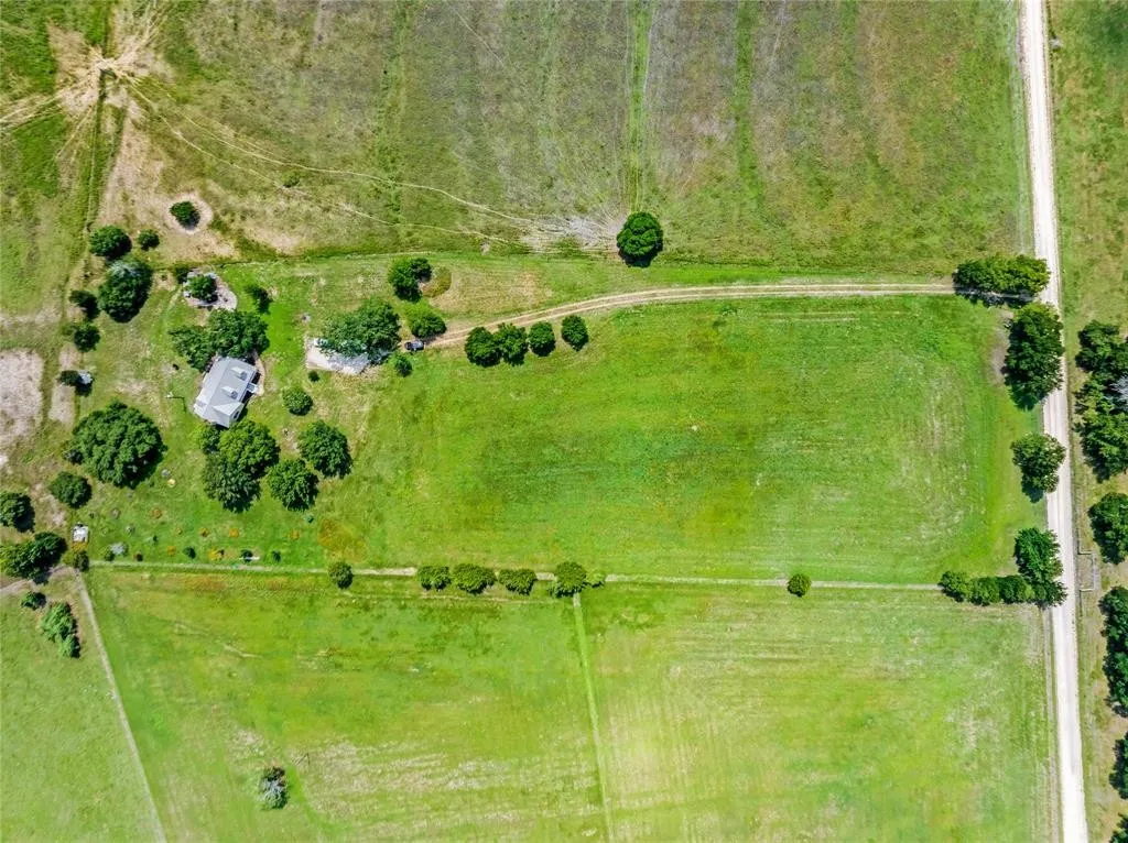 1229 Willow Springs exterior 1